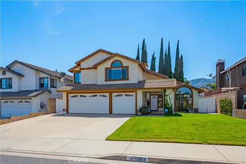 15069 Heather Lane, Lake Elsinore, CA MLS: SW25078076