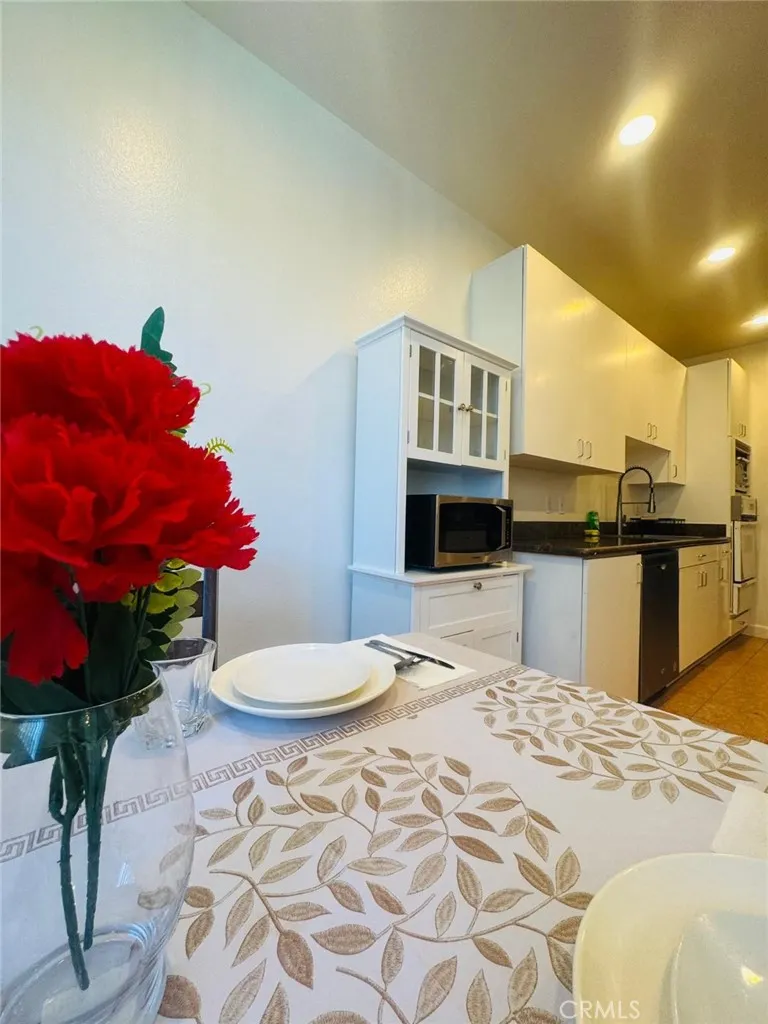 Additional image 25 of 333 Westminster Avenue Unit 304, Los Angeles, CA 90020