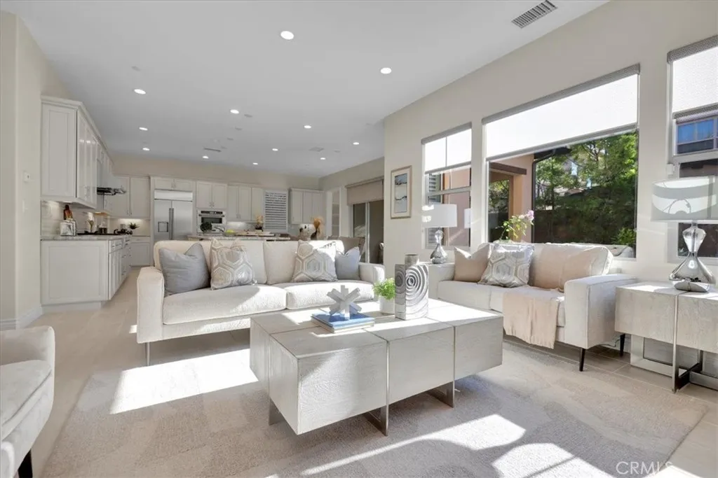 Additional image 11 of 106 Cordial, Irvine, CA 92620