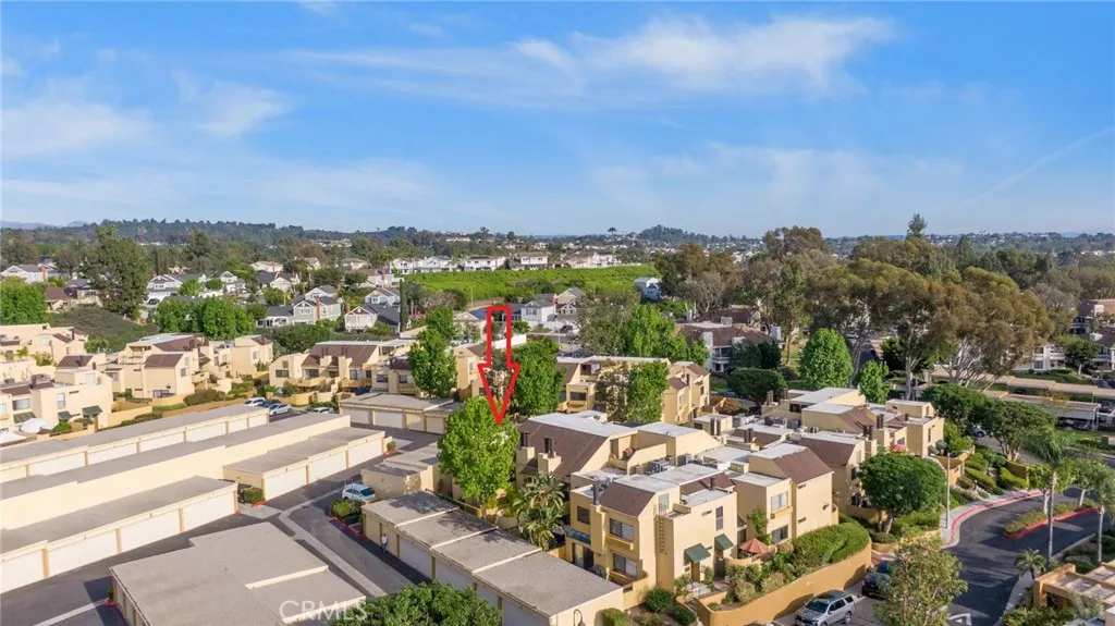 25712 Le Parc Unit 20, Lake Forest, CA 92630