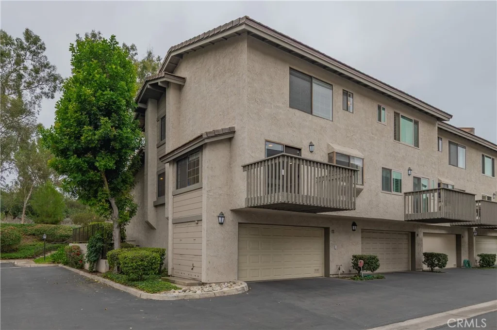 12 Sunup, Irvine, CA 92603 photo 2