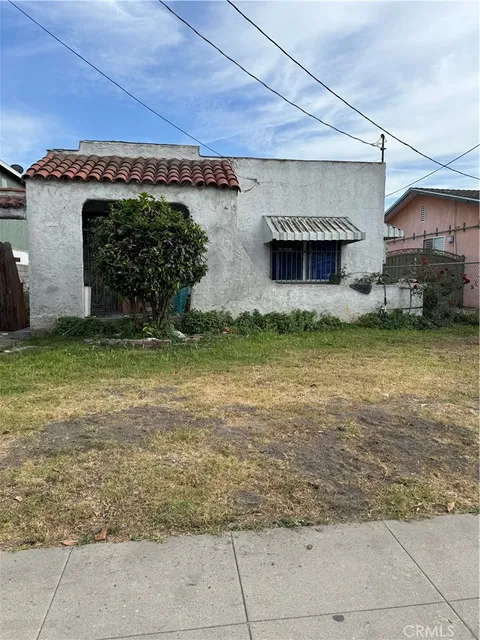 126 W 94th St, Los Angeles, CA MLS: PW25110677