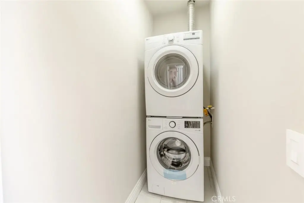 Additional image 20 of 2345 Montrose Avenue Unit 8, Montrose, CA 91020