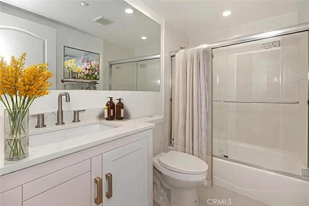 Additional image 63 of 2345 Montrose Avenue Unit 8, Montrose, CA 91020