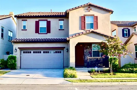 12480 Olive Lane, Santa Fe Springs, CA MLS: DW25053316