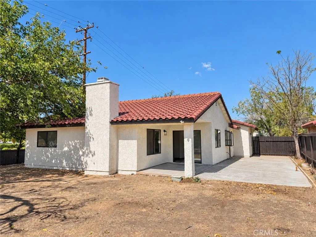 1002 E Avenue J6 Avenue, Lancaster, CA 93535