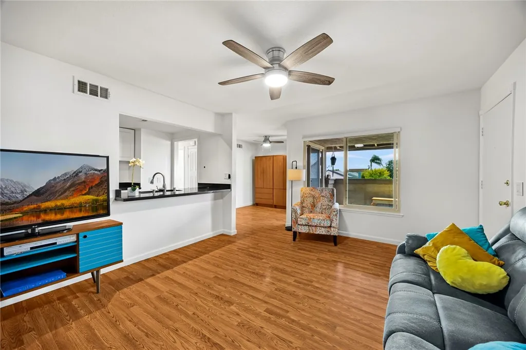 Additional image 7 of 211 Doverfield Dr, Placentia, CA 92870