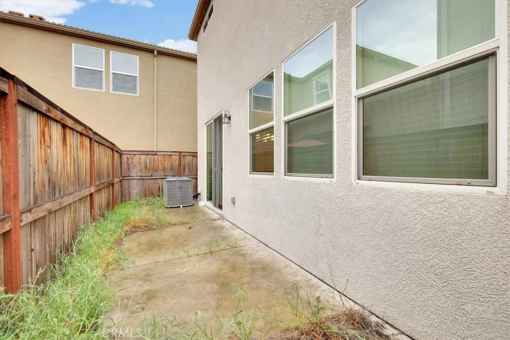 Additional image 59 of 9925 Del Surf Ln, Elk Grove, CA 95757