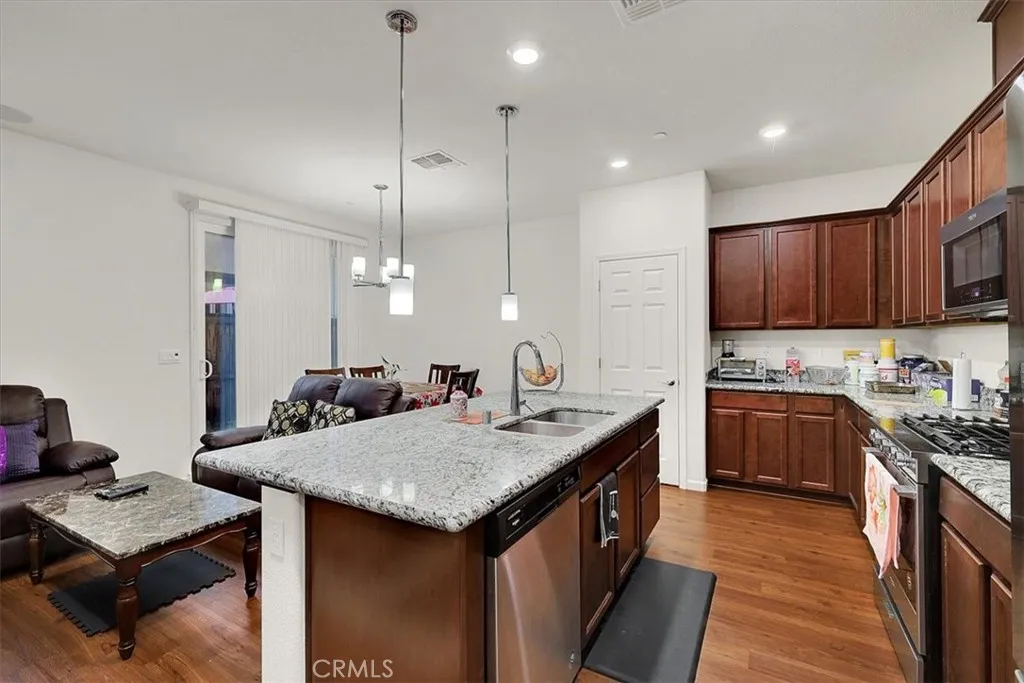 Additional image 44 of 9925 Del Surf Ln, Elk Grove, CA 95757