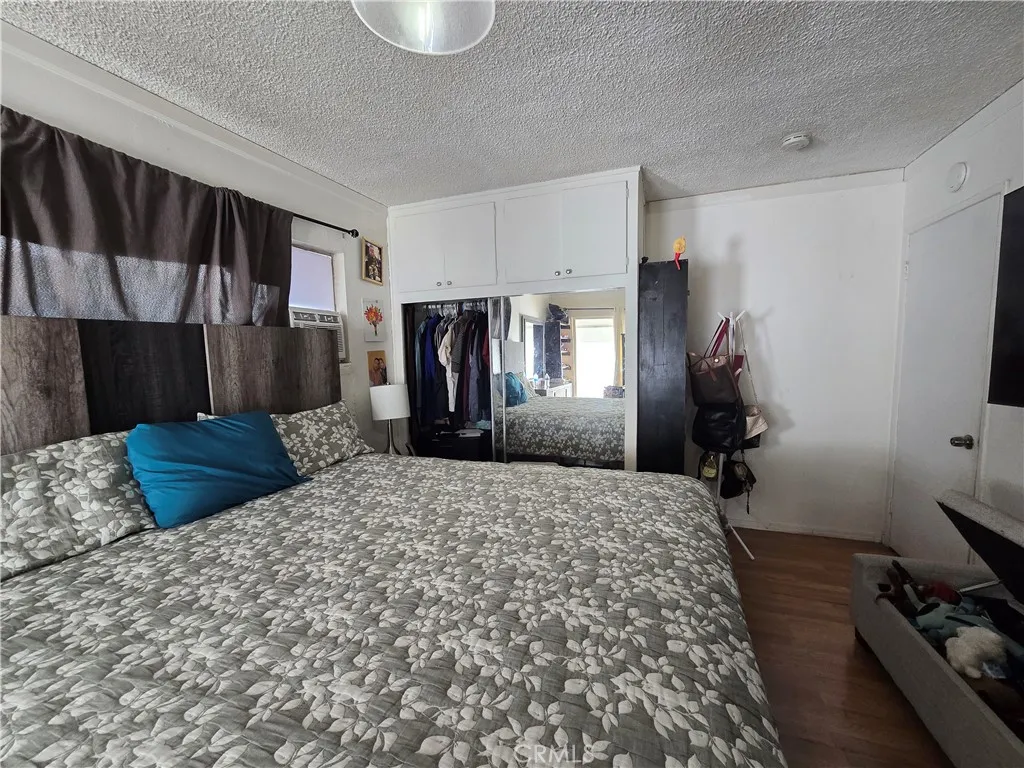 Additional image 31 of 1275 Hardt, San Bernardino, CA 92408