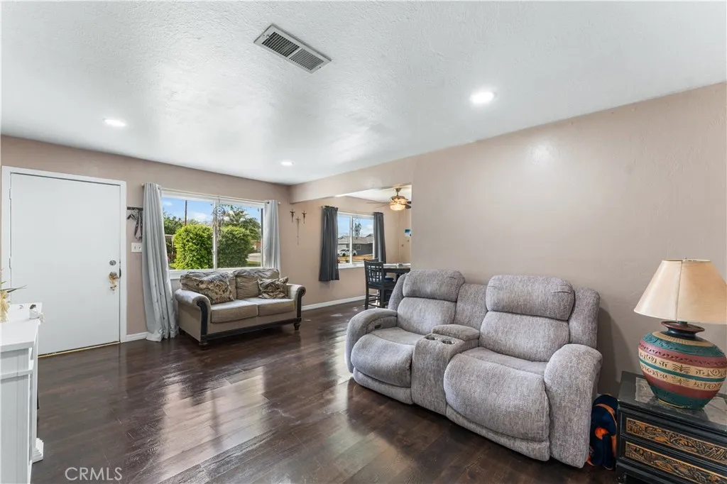 Additional image 6 of 45370 Elm Ave, Lancaster, CA 93534
