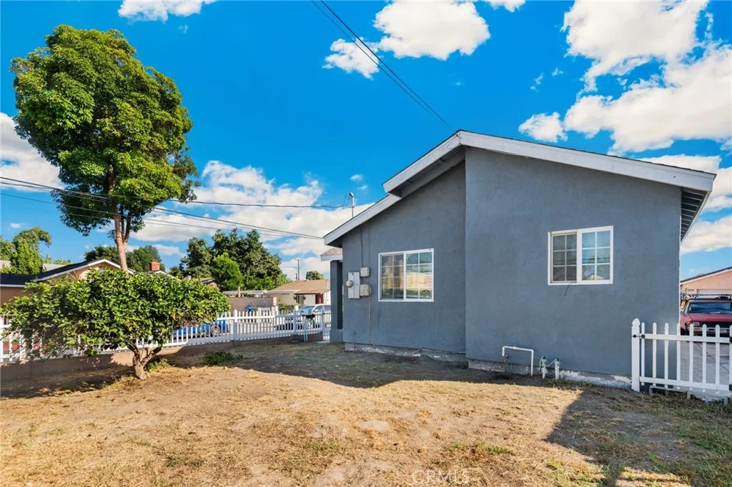 3655 Webster Ave, Long Beach, CA 90810