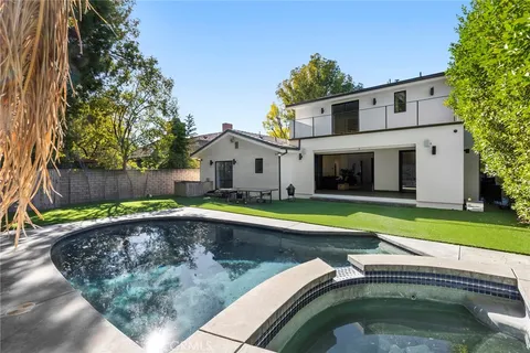5062 Woodley Avenue, Encino, CA 91436 - MLS#: SR25017575