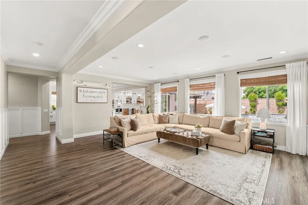 Additional image 8 of 12492 Poinsetta Dr, Riverside, CA 92503