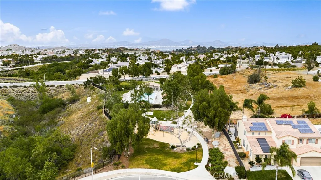 Additional image 99 of 12492 Poinsetta Dr, Riverside, CA 92503