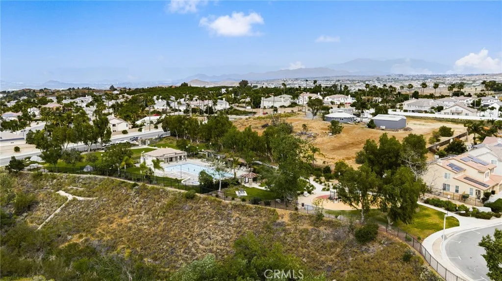 Additional image 100 of 12492 Poinsetta Dr, Riverside, CA 92503