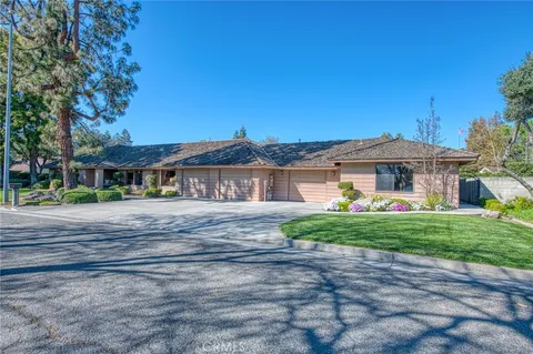 2409 W 3rd Street, Madera, CA MLS: FR25052449
