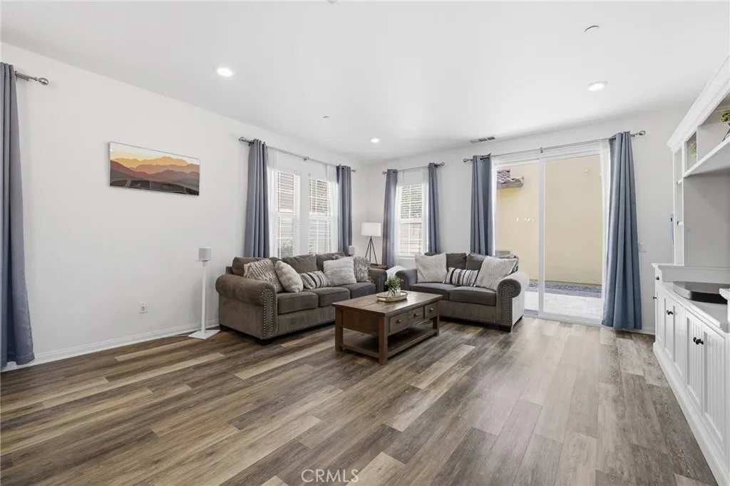 Additional image 7 of 27471 Poppy Court, Saugus, CA 91350