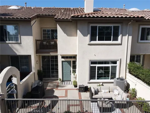 66 Tierra Montanosa, Rancho Santa Margarita, CA MLS: OC25043869