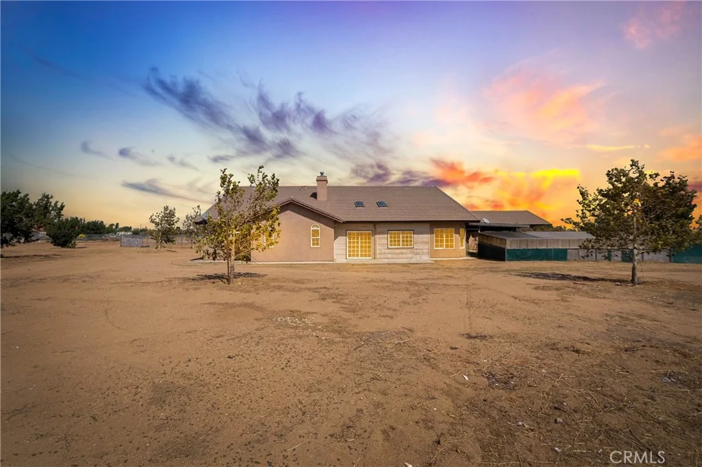12771 Elm St, Oak Hills, CA 92344