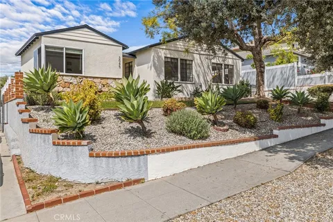 3045 Scott Road, Burbank, CA MLS: BB25082308
