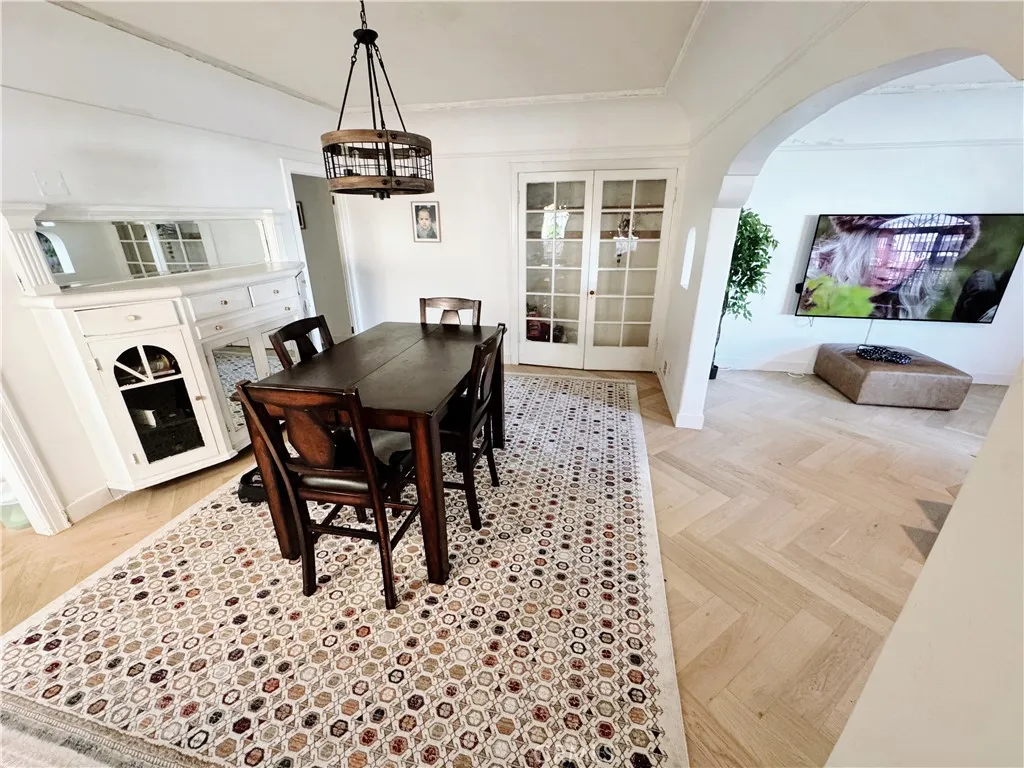 Additional image 3 of 3034 Edgehill Drive, Los Angeles, CA 90018