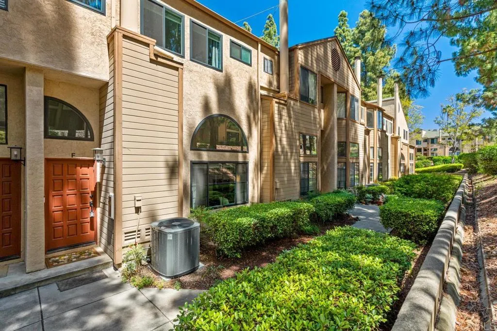 Additional image 3 of 9230 Lake Murray Boulevard Unit F, San Diego, CA 92119