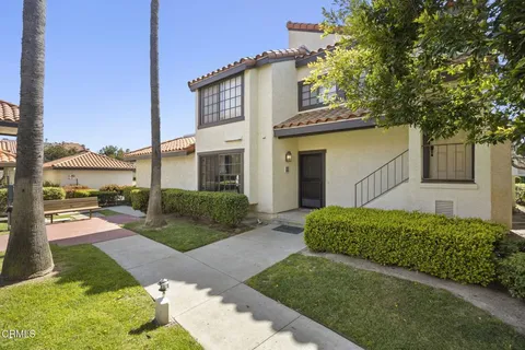 2171 Martinique Lane, Oxnard, CA MLS: V1-29205