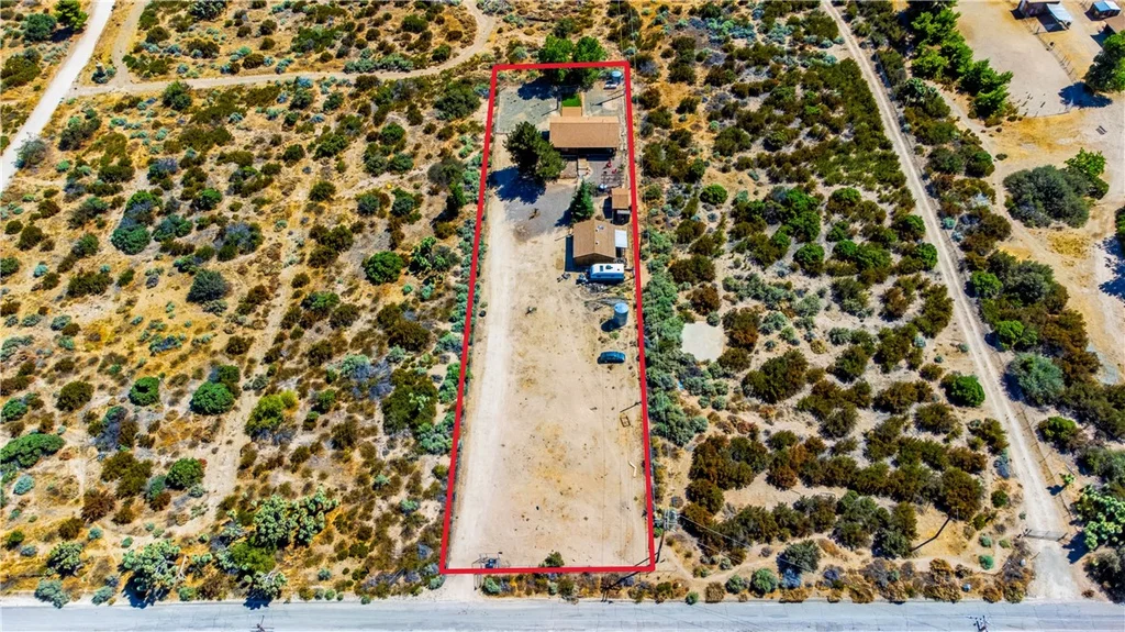 5363 Hess Road, Phelan, CA 92371