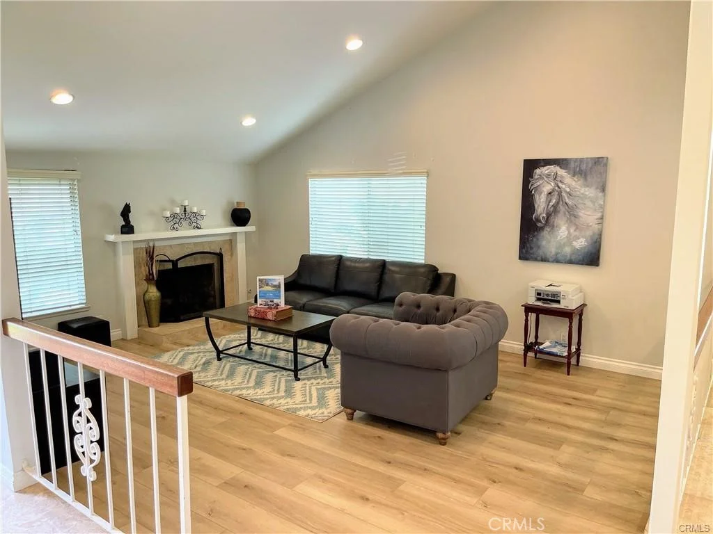 21 Tory, Irvine, CA 92620 photo 4