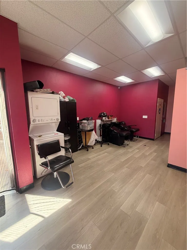 Additional image 23 of 18601 Sherman Way Unit F, Reseda, CA 91335