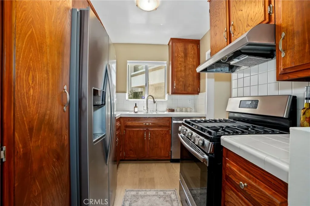 Additional image 8 of 10445 Eastborne Avenue Unit 106, Los Angeles, CA 90024