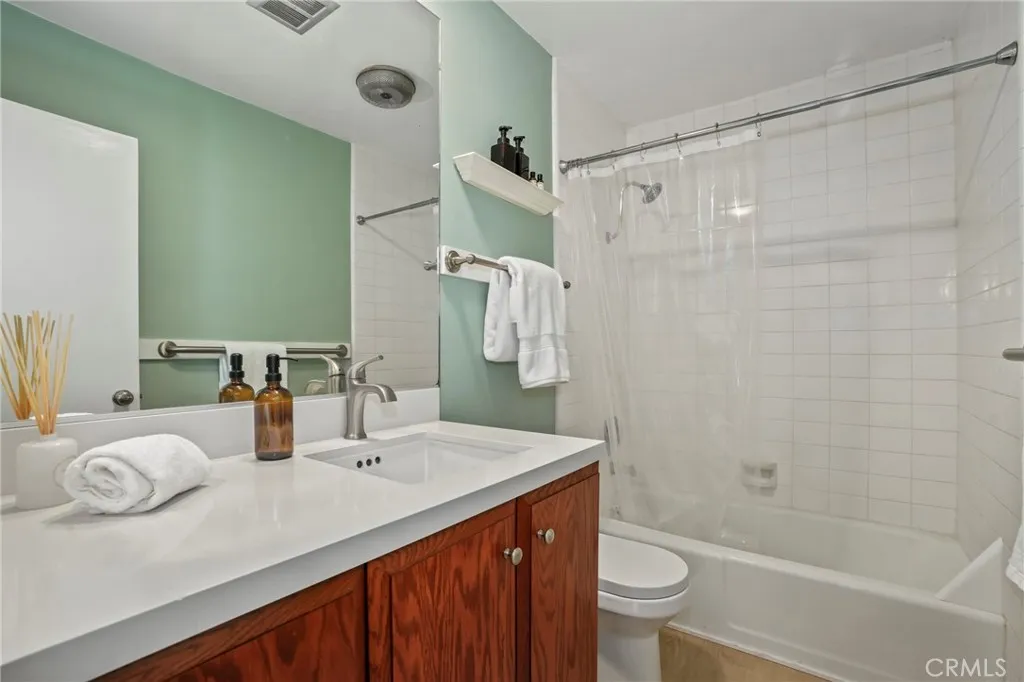 Additional image 14 of 10445 Eastborne Avenue Unit 106, Los Angeles, CA 90024