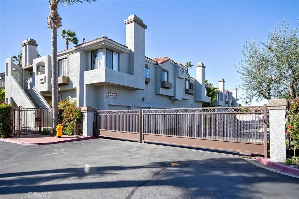 4782 Tiara Dr. Unit 104, Huntington Beach, CA 92649