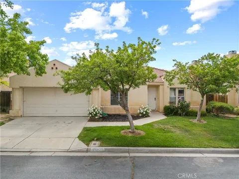 40131 La Cota Drive, Palmdale, CA MLS: SR25085317