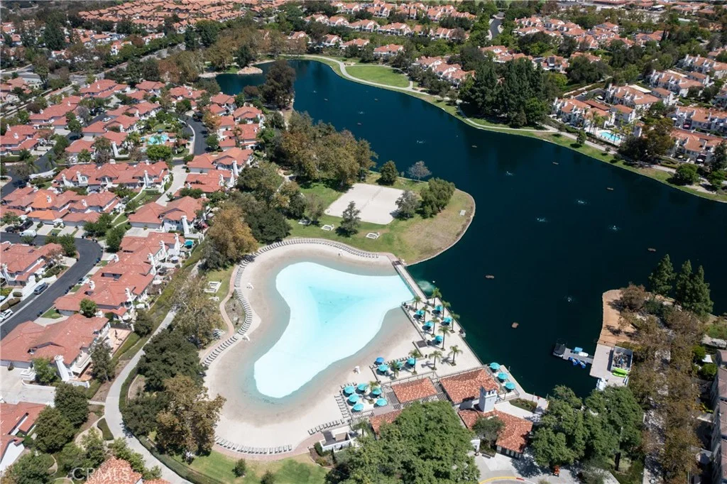 147 Montana Del Lago Dr, Rancho Santa Margarita, CA 92688