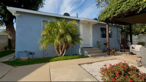 827 Griswold Avenue, San Fernando, CA MLS: SR25026900