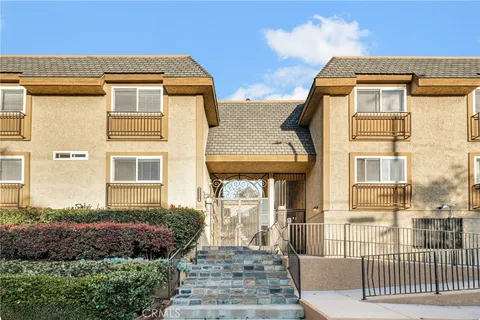 5224 Denny Avenue Unit 209, North Hollywood, CA 91601 - MLS#: SR25036514