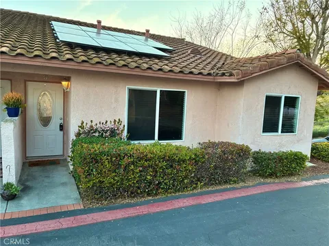 31916 Del Cielo Unit 9, Bonsall, CA MLS: SW25084720