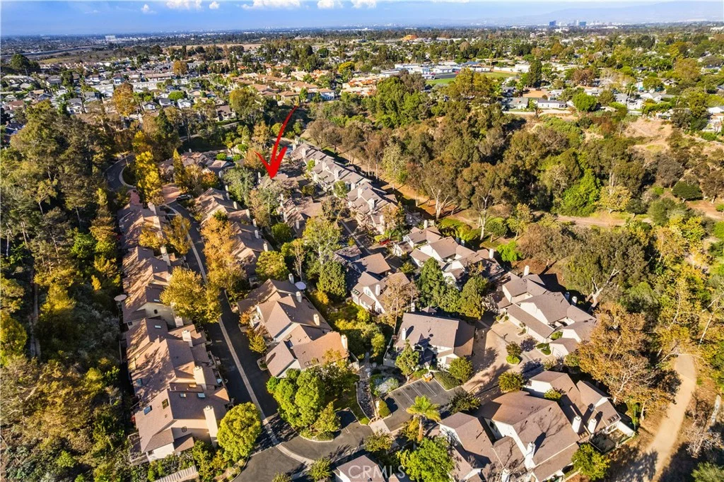 2071 Meadow View Lane, Costa Mesa, CA 92627