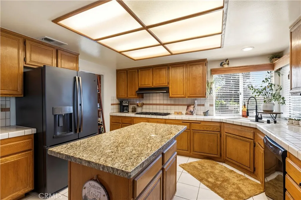 Additional image 6 of 28931 Woodside Dr, Saugus, CA 91390