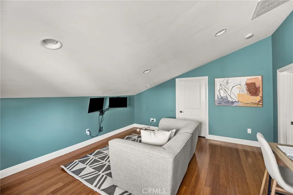 Additional image 128 of 14631 Comet St, Irvine, CA 92604