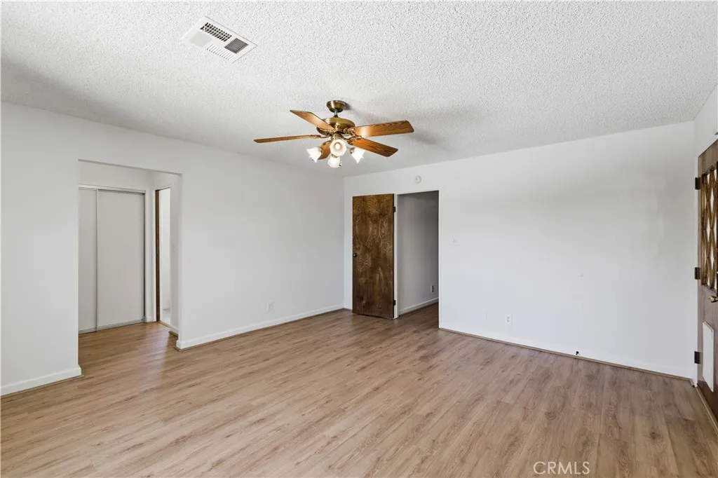 Additional image 27 of 42136 55th St W, Lancaster, CA 93536