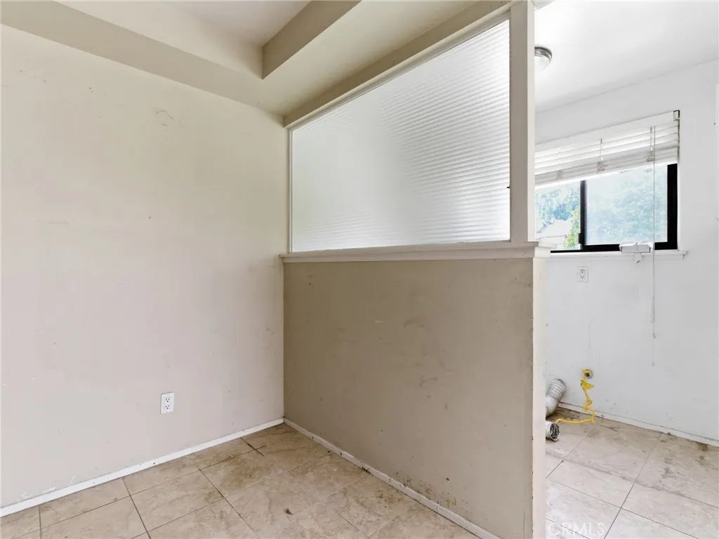 Additional image 14 of 10127 Foothill Boulevard, Sylmar, CA 91342