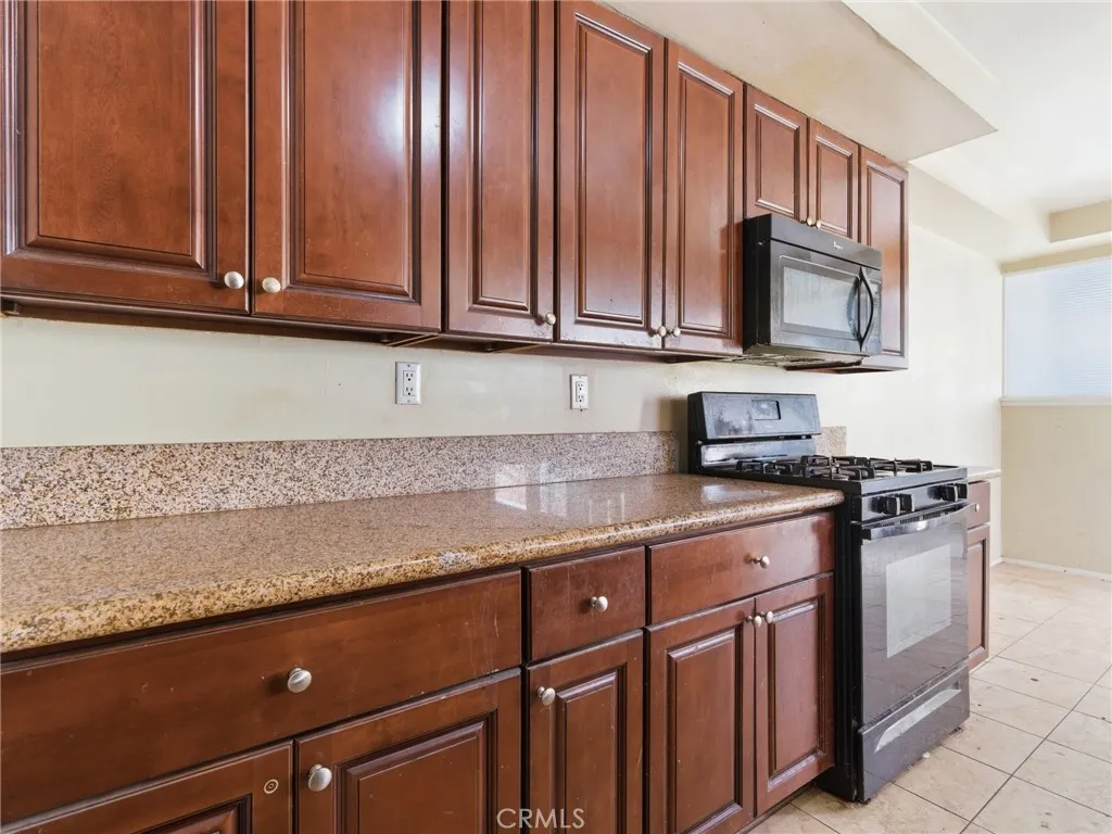 Additional image 41 of 10127 Foothill Boulevard, Sylmar, CA 91342