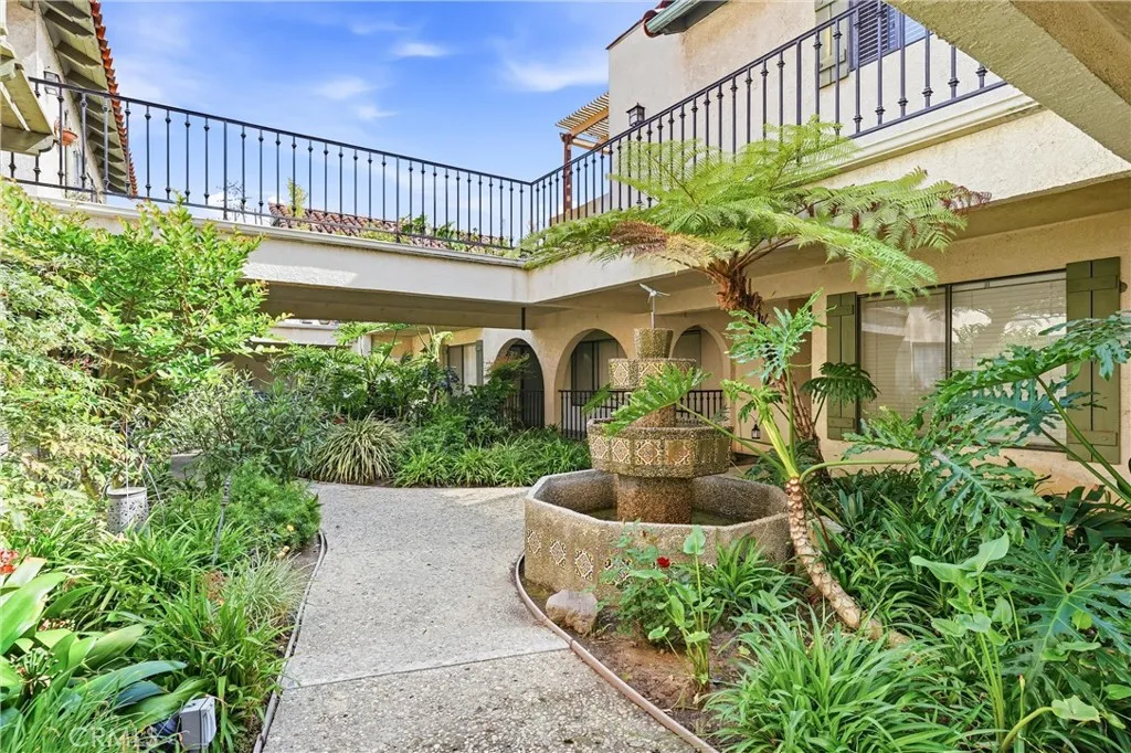 Additional image 41 of 800 Termino Avenue Unit 5, Long Beach, CA 90804