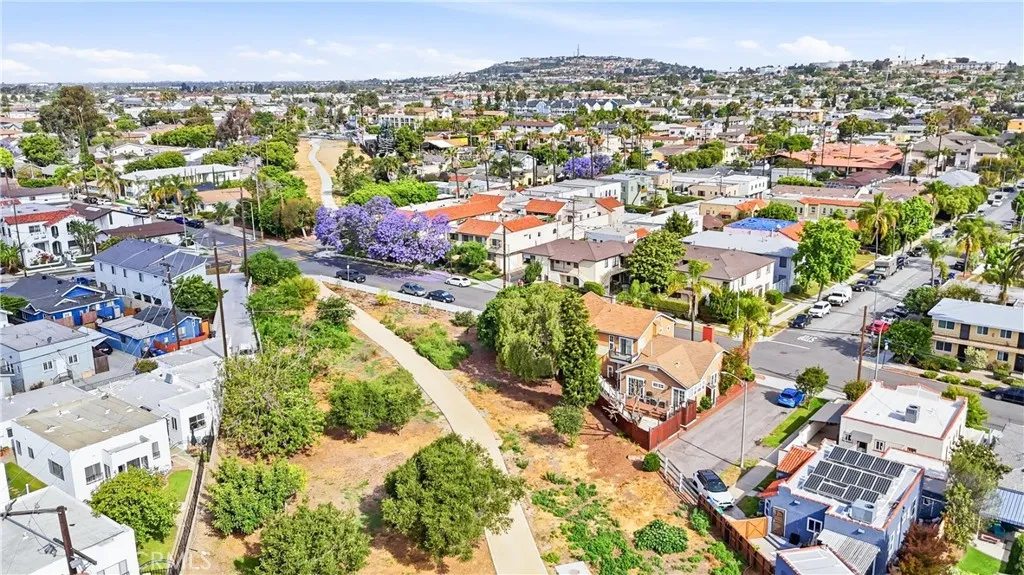 Additional image 117 of 800 Termino Avenue Unit 5, Long Beach, CA 90804