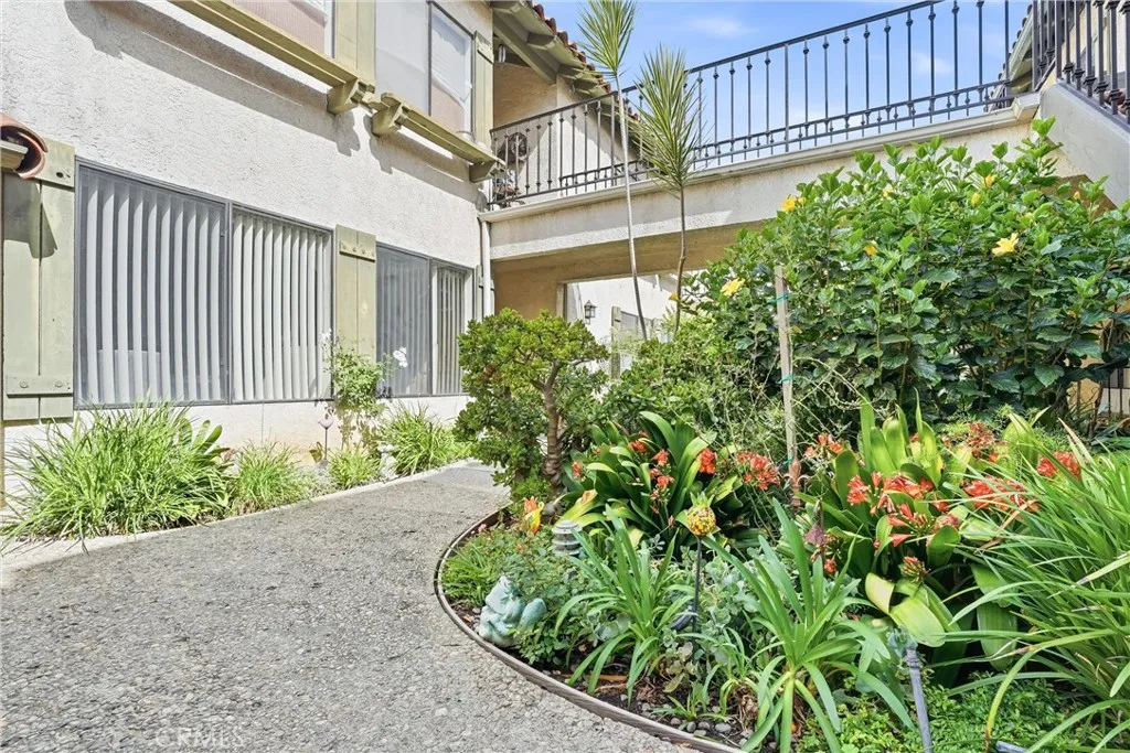 Additional image 102 of 800 Termino Avenue Unit 5, Long Beach, CA 90804