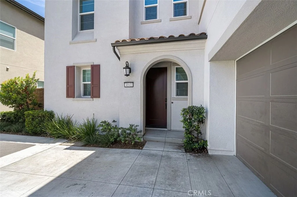 4041 Pomelo Drive, Corona, CA 92883