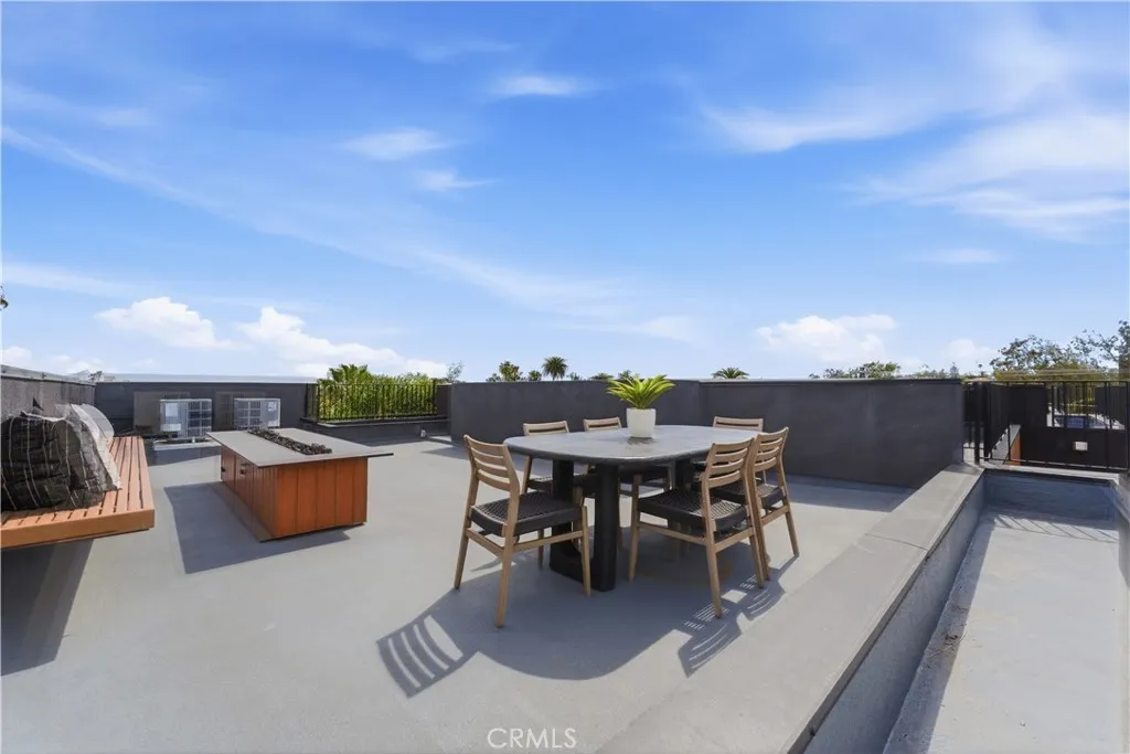 Additional image 13 of 11702 Charnock Road, Los Angeles, CA 90066